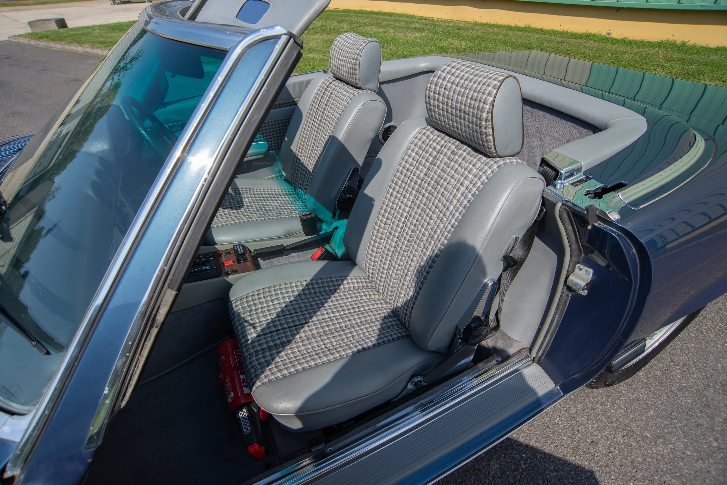 Mercedes 380SL-10.jpg