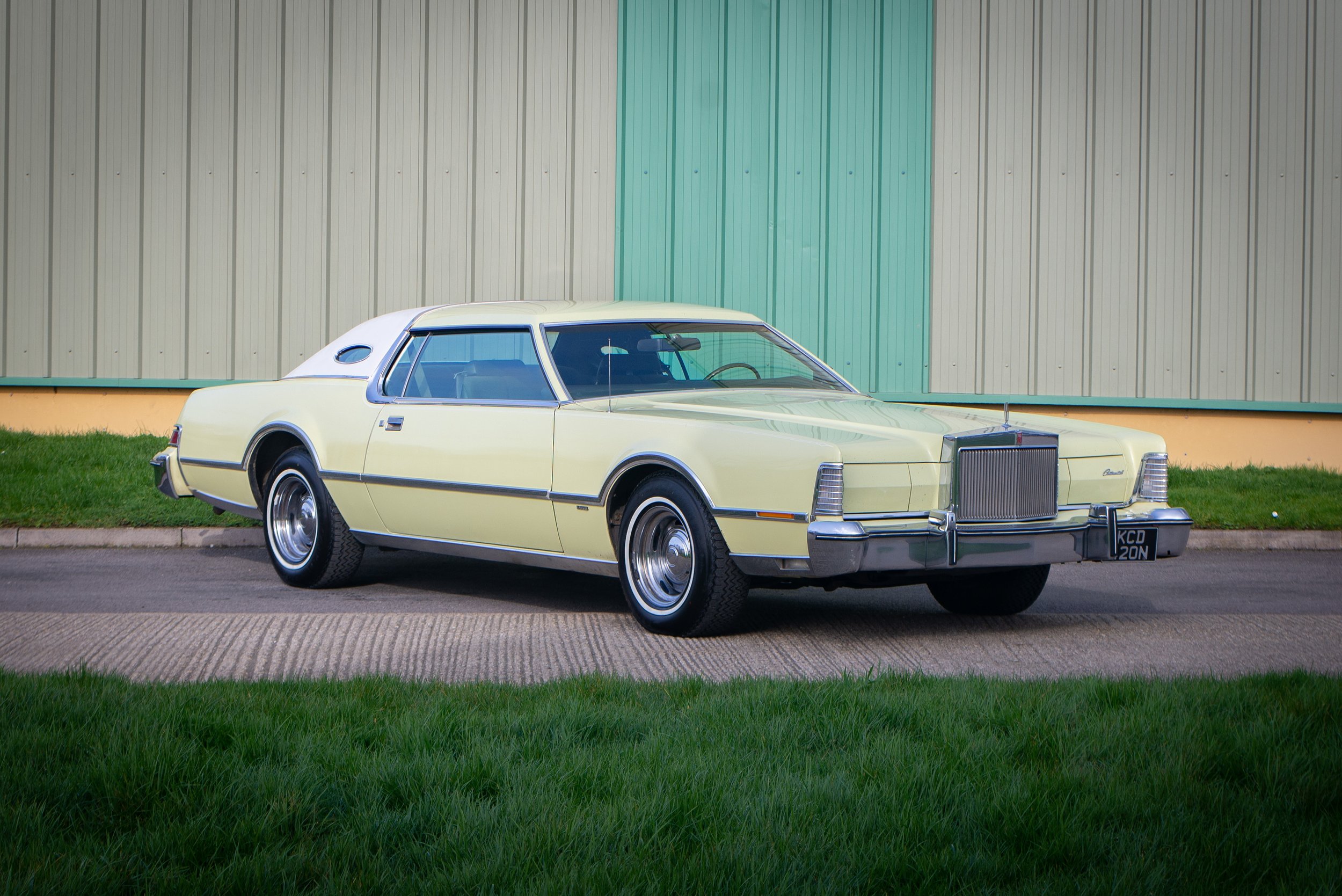 Lincoln Continental-28.jpg