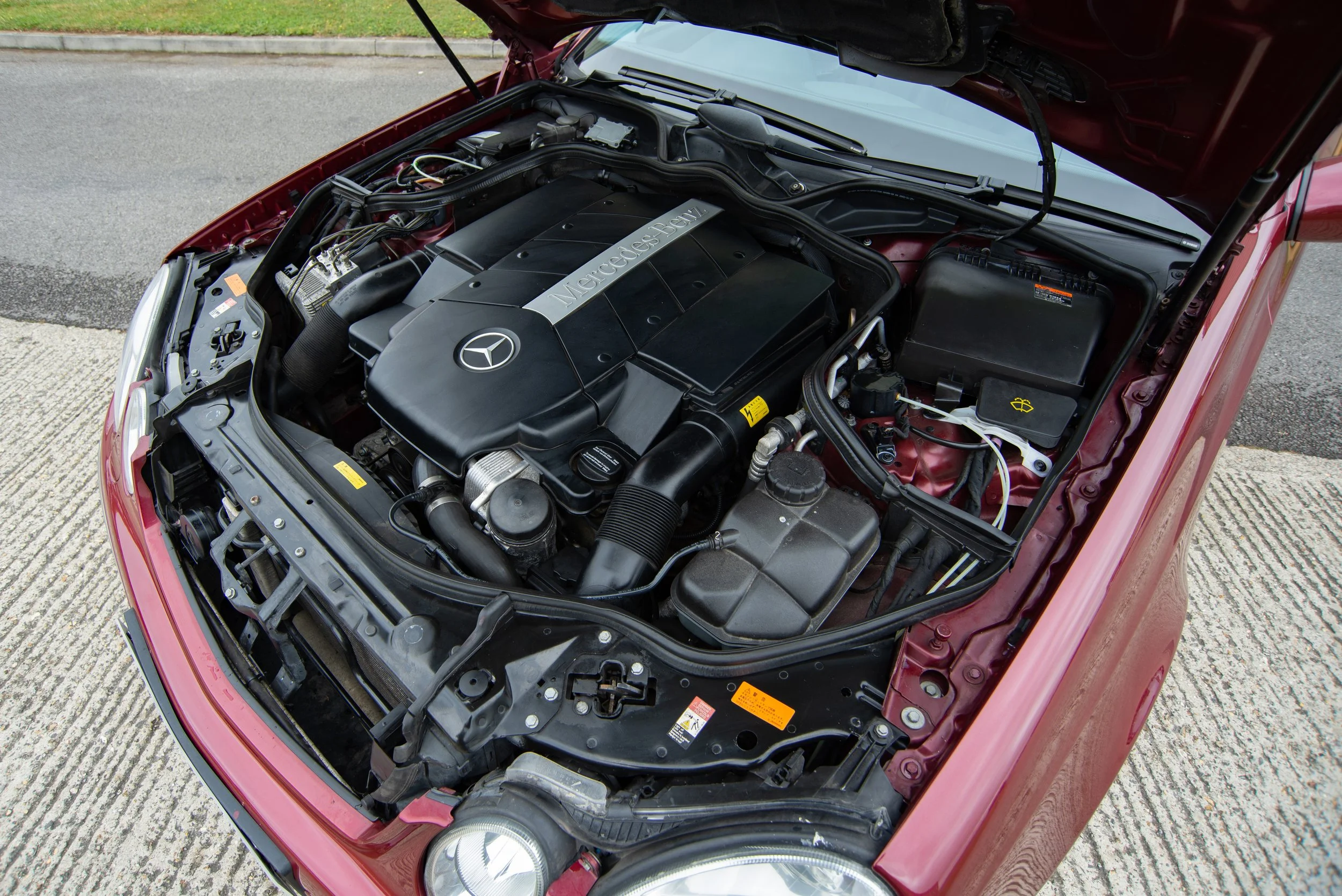 Mercedes E500-19.jpg