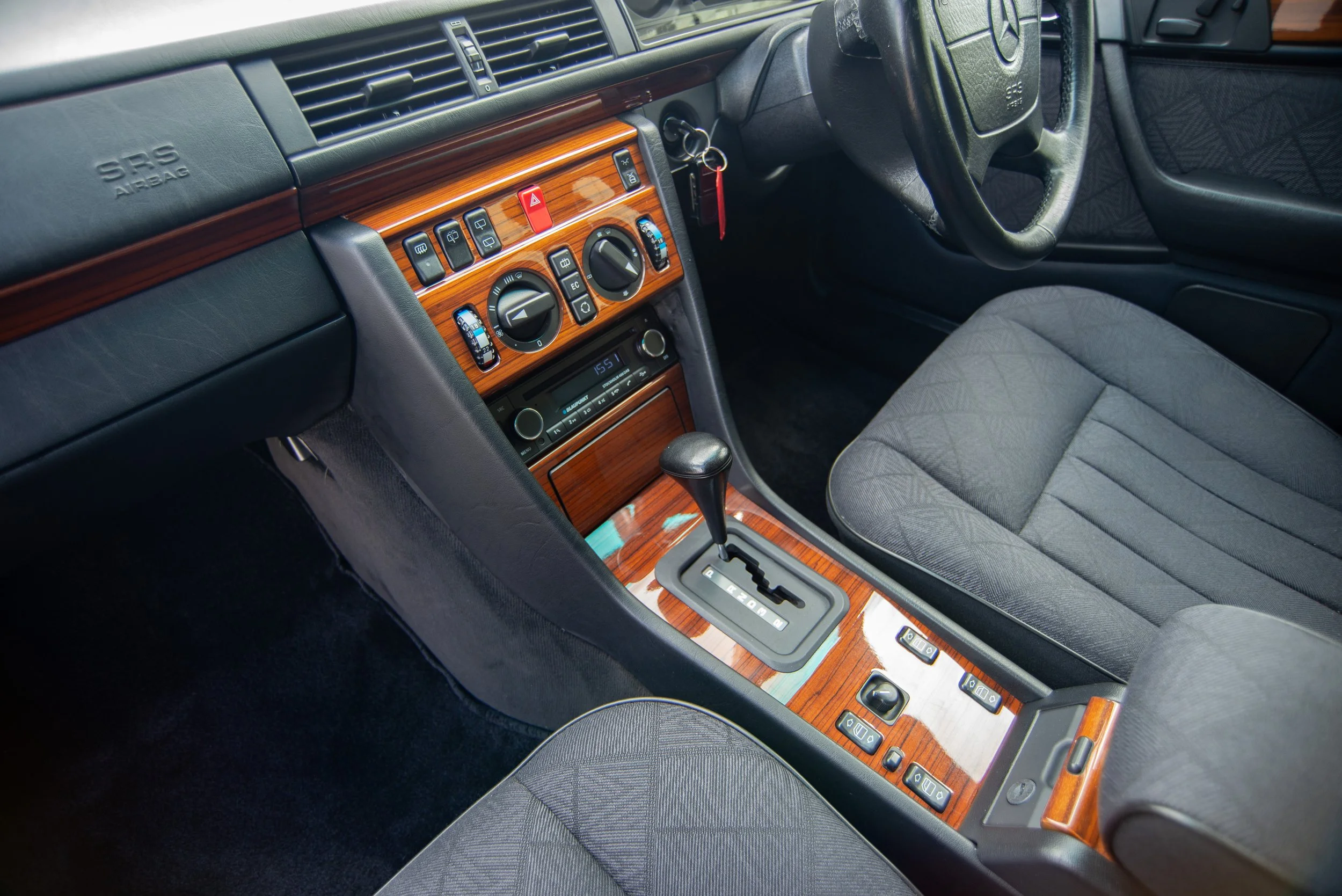 Mercedes E280 Estate-10.jpg
