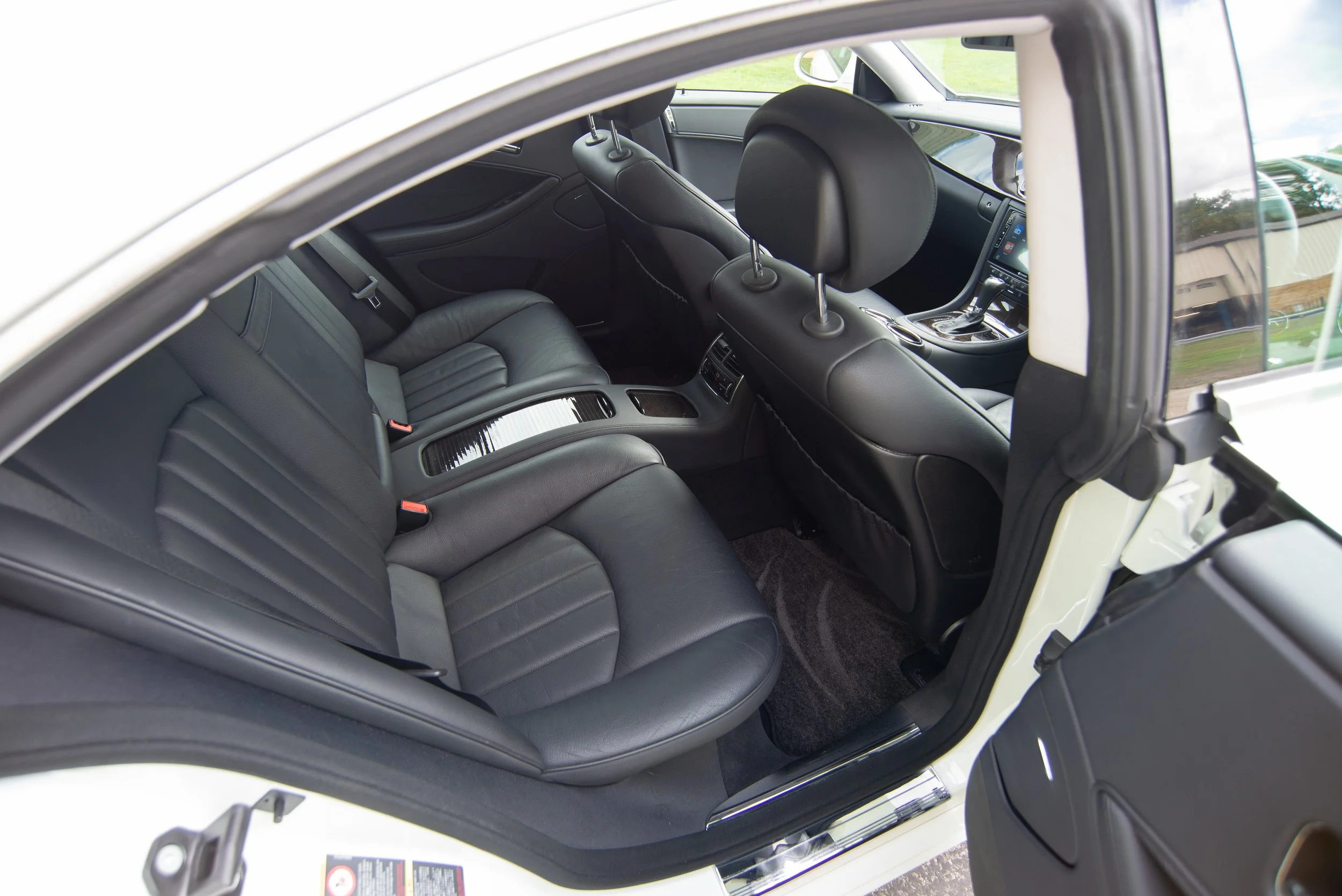 Mercedes CLS350-4.jpg
