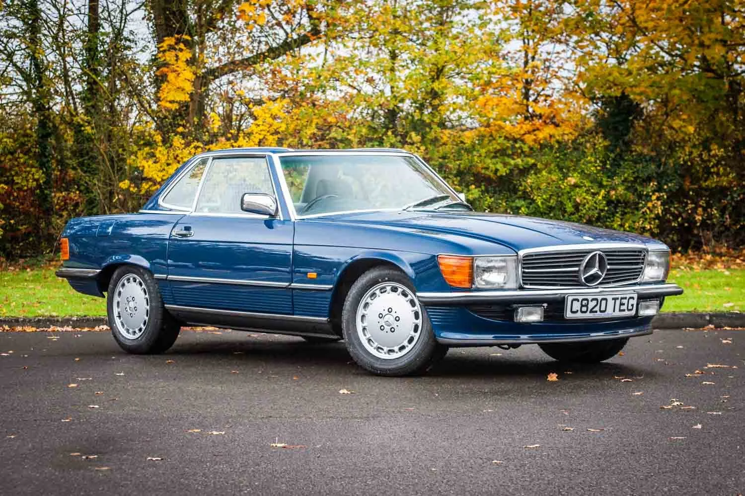 R107 300SL.jpg