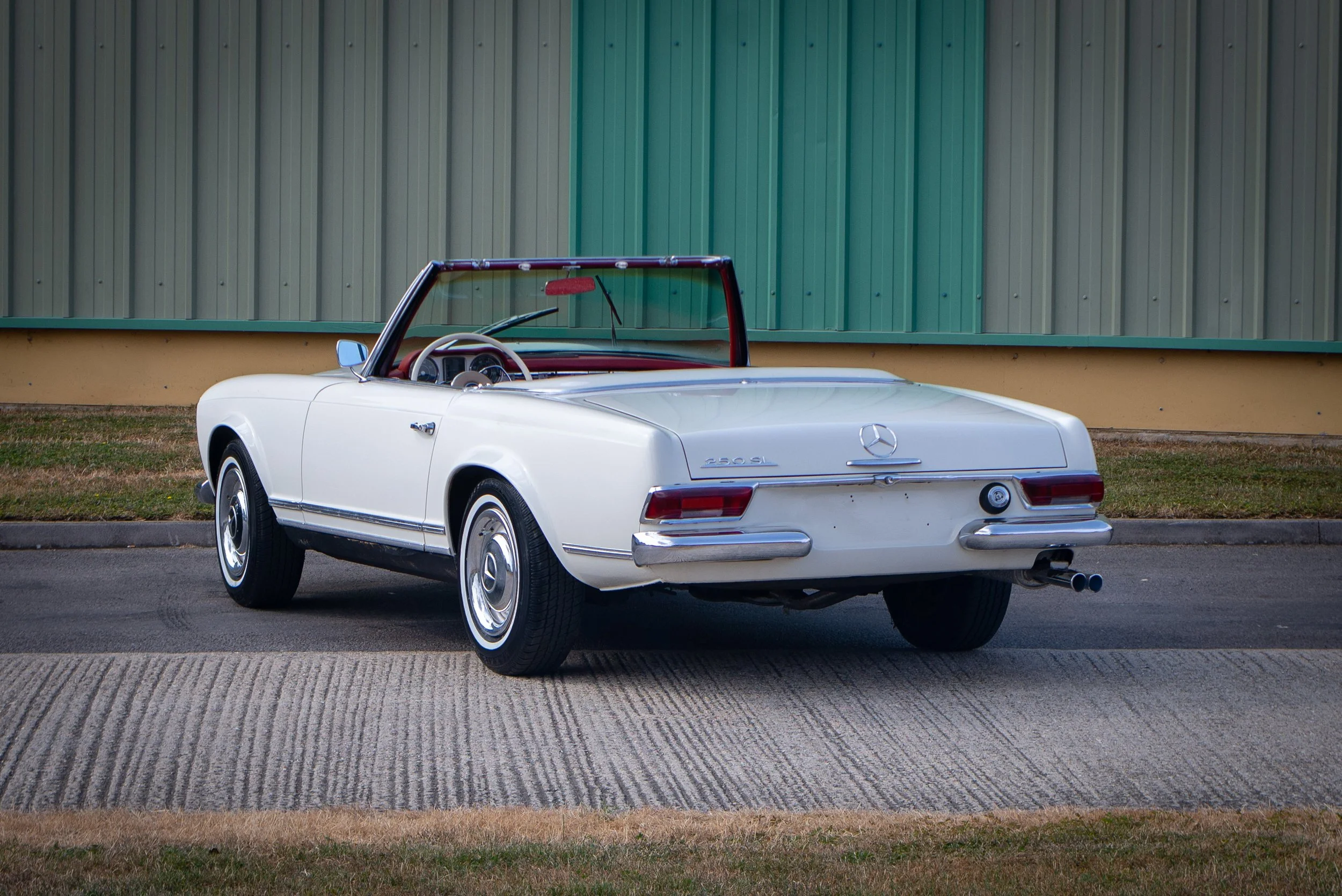 Mercedes 230SL-32.jpg