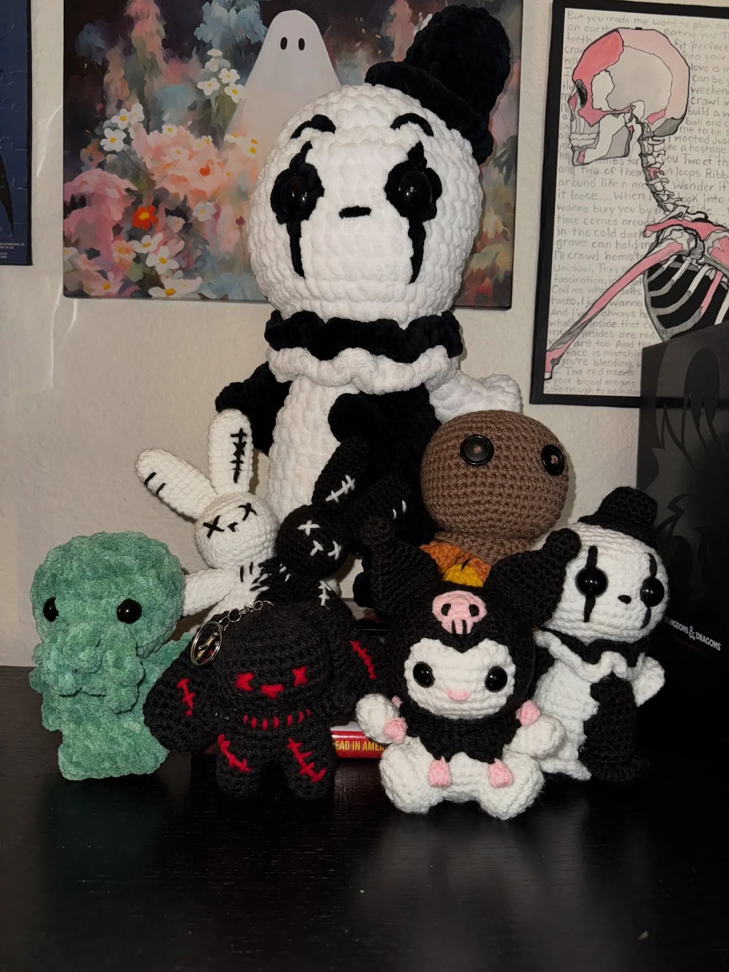 We&rsquo;ve made some new friends! And they&rsquo;re coming to @atomic.horror &lsquo;s Monster Mart this Sunday! Swing by our table and say hello, you absolute work of art, you! 
😉 🤡 🎃