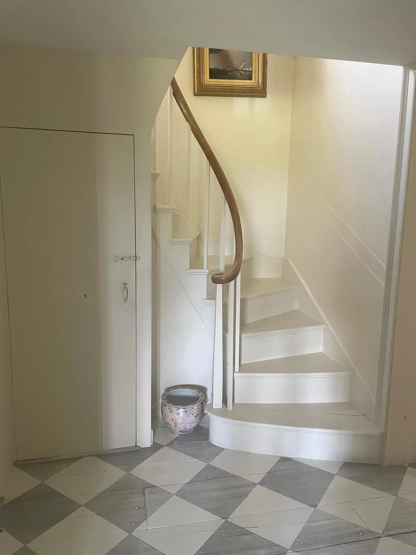 I had the unbelievable honor of getting to visit the iconic Bunny Mellon house here in Osterville this week. The level of preservation was stunning, so many personal touches that show how she and her family actually lived in this magnificent space. D