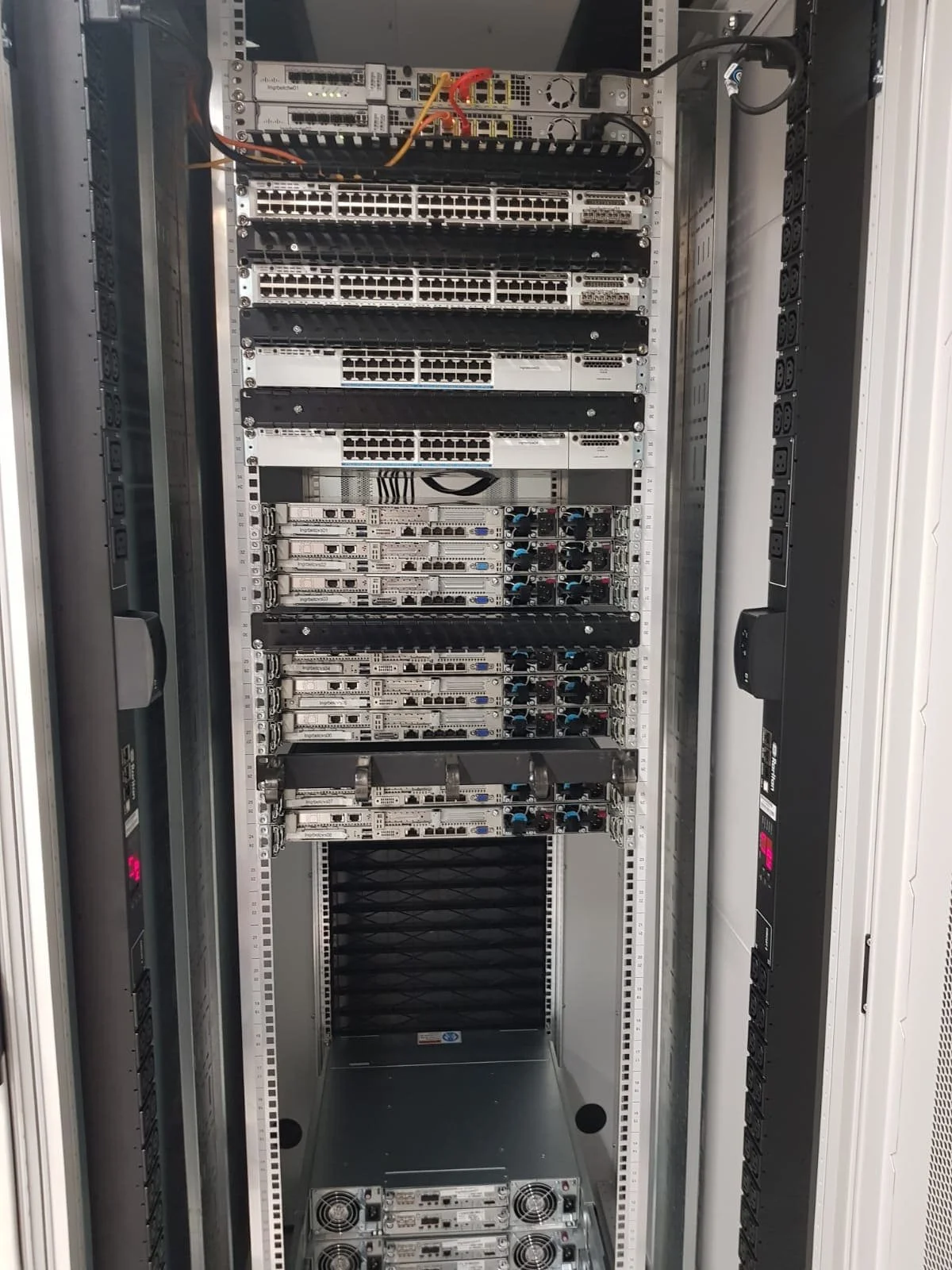 Client neat server stack