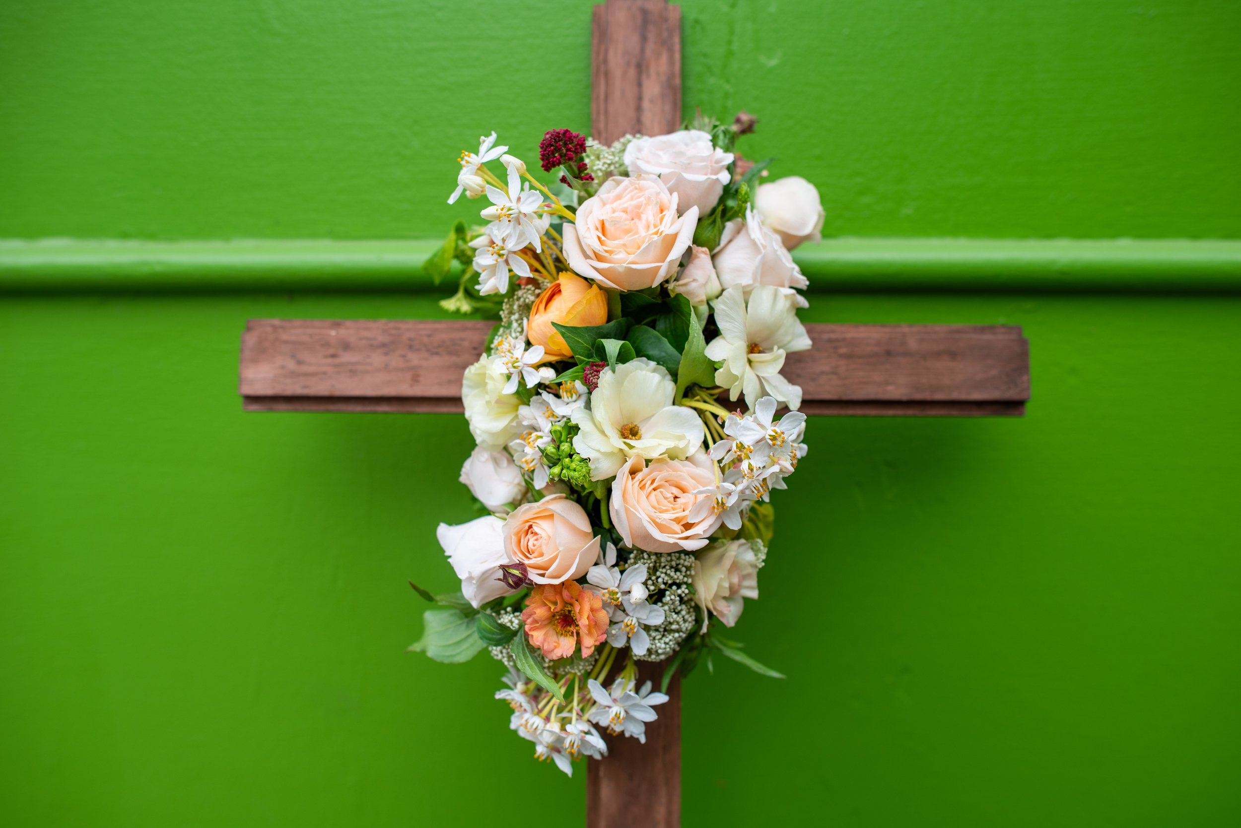 012-parsley-rue-memorial-arrangements-alp.jpg
