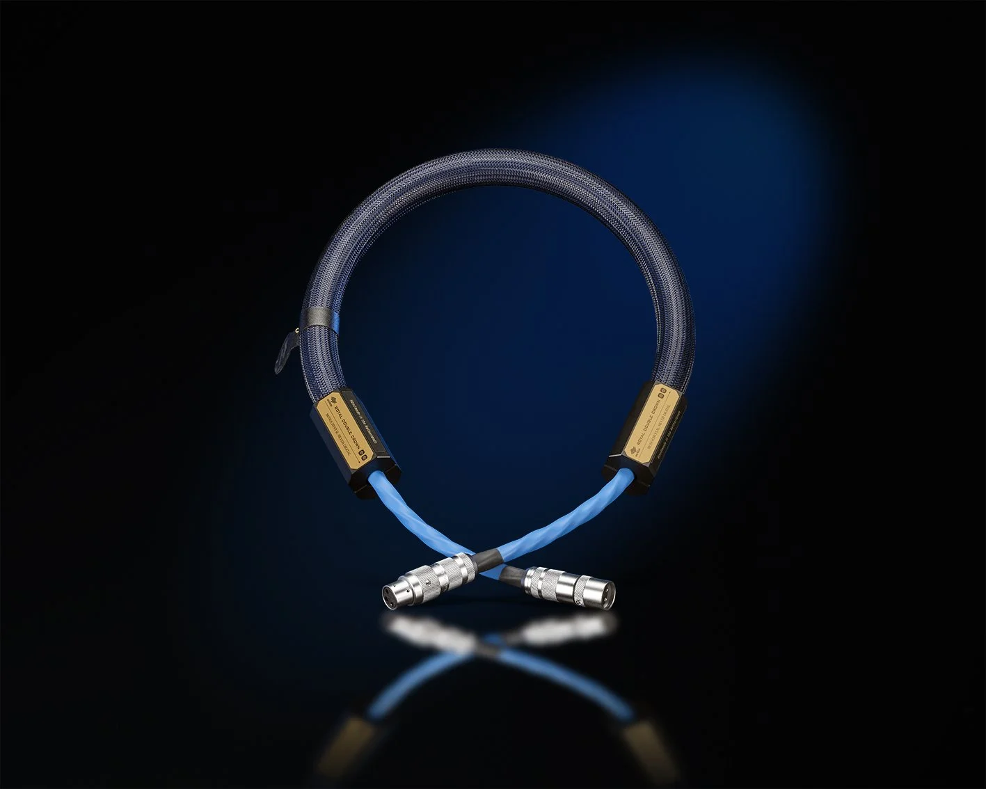 Siltech-Royal-Double-Crown-Digital-Cable-XLR.jpg