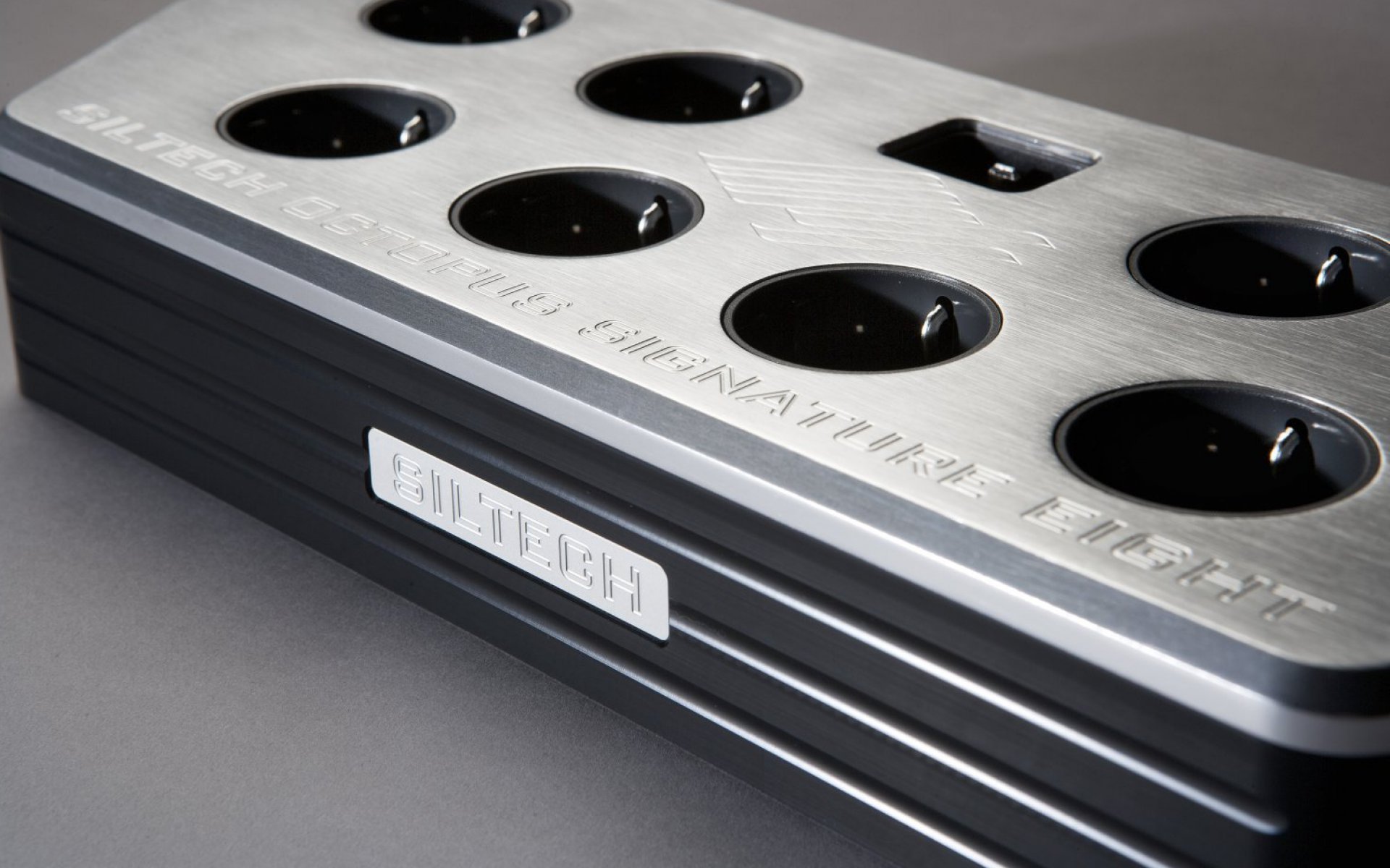 Octopus21920x1200 (1).jpg