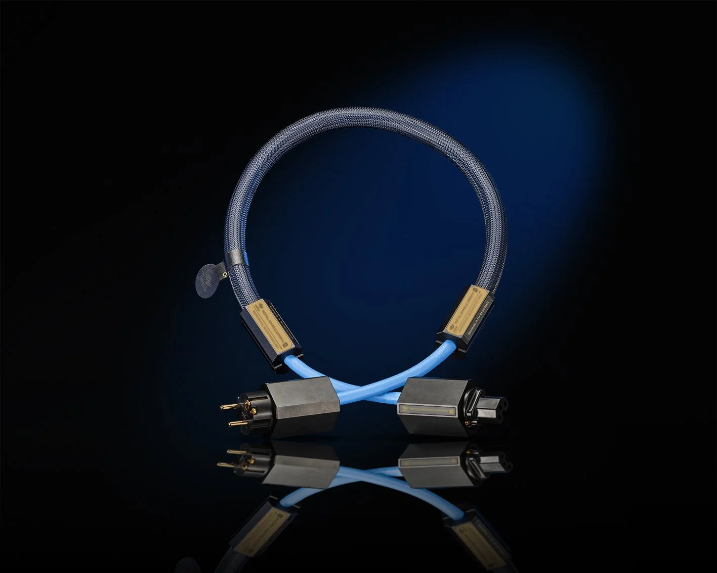 Siltech-Royal-Single-Crown-Power-Cable-3 (1).jpg
