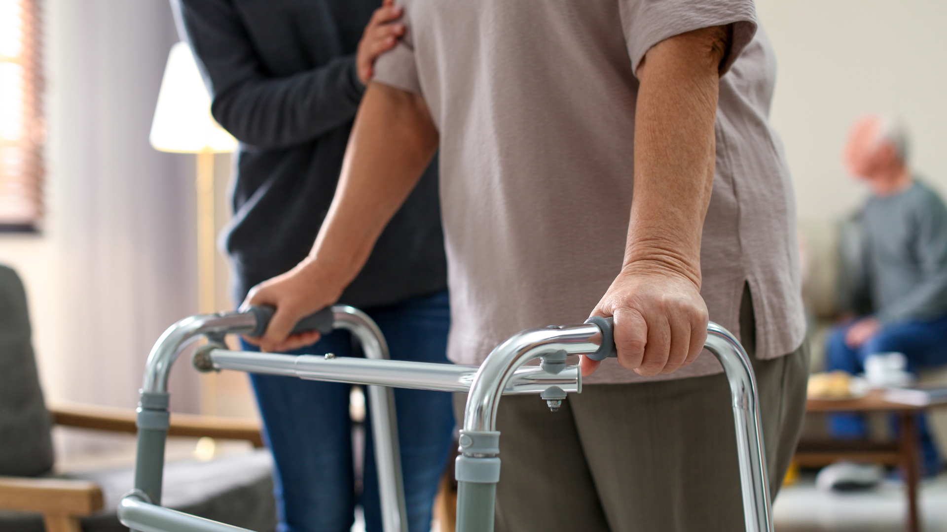 cold therapy after hip replacement