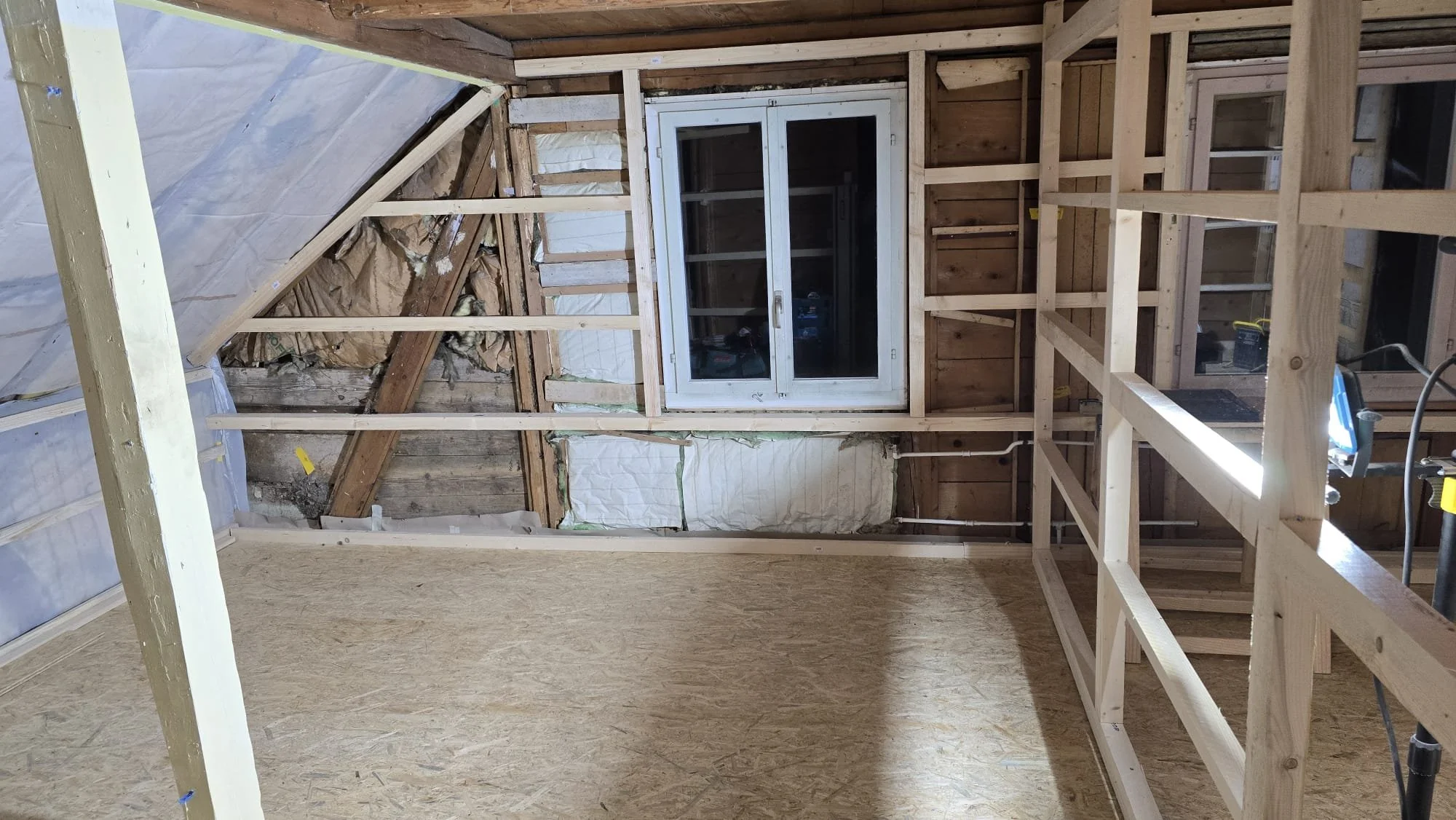 PHOTO-2025-09-13-18-37-33 6.jpg