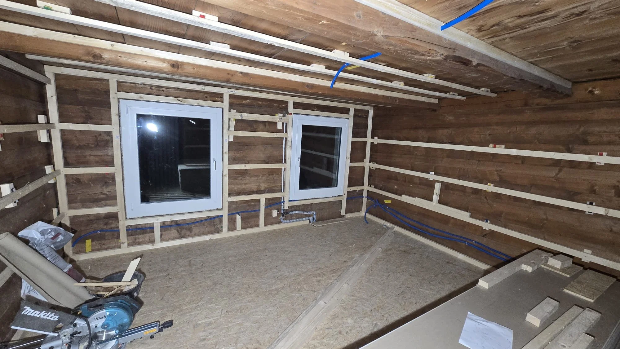 PHOTO-2025-09-13-18-37-30 4.jpg