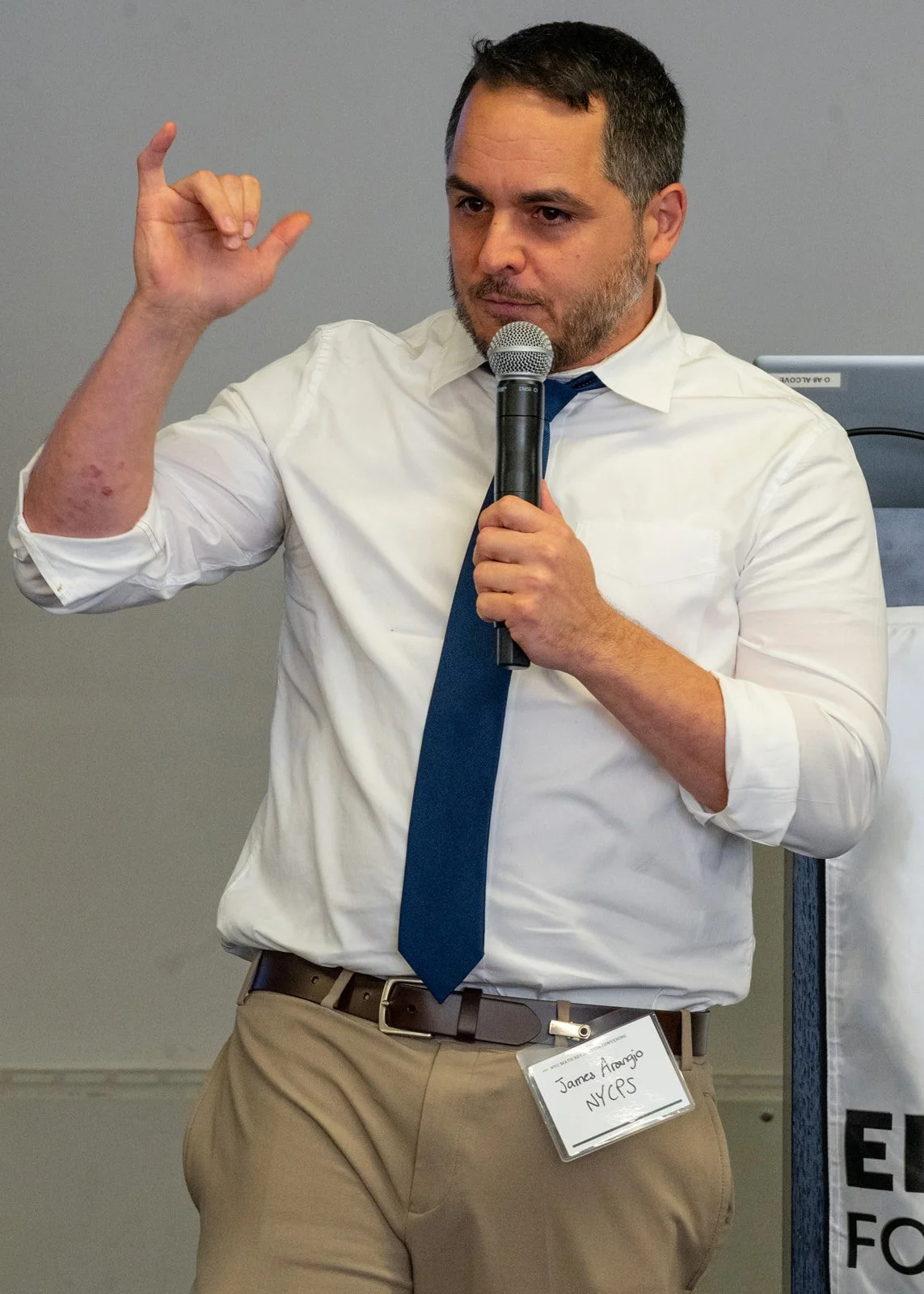 E4E_7933.jpg