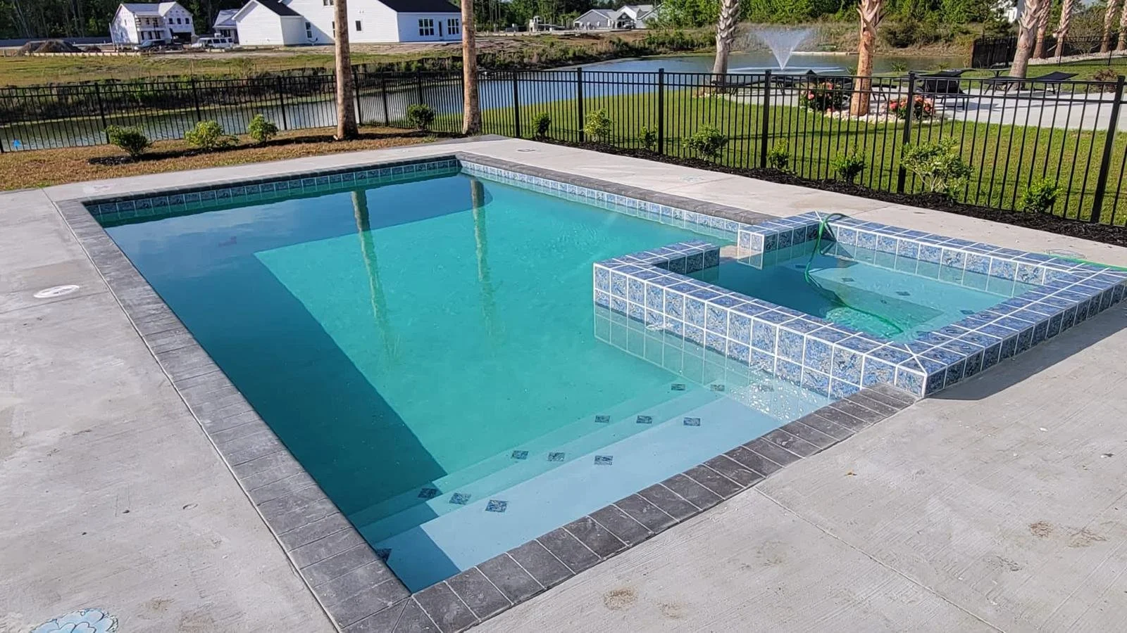 WhatsApp Image 2025-05-01 at 13.09.40_44db60d6.jpg