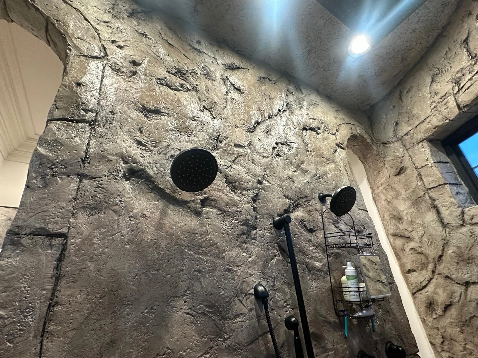 WhatsApp Image 2024-12-13 at 16.41.13_0de6160a.jpg