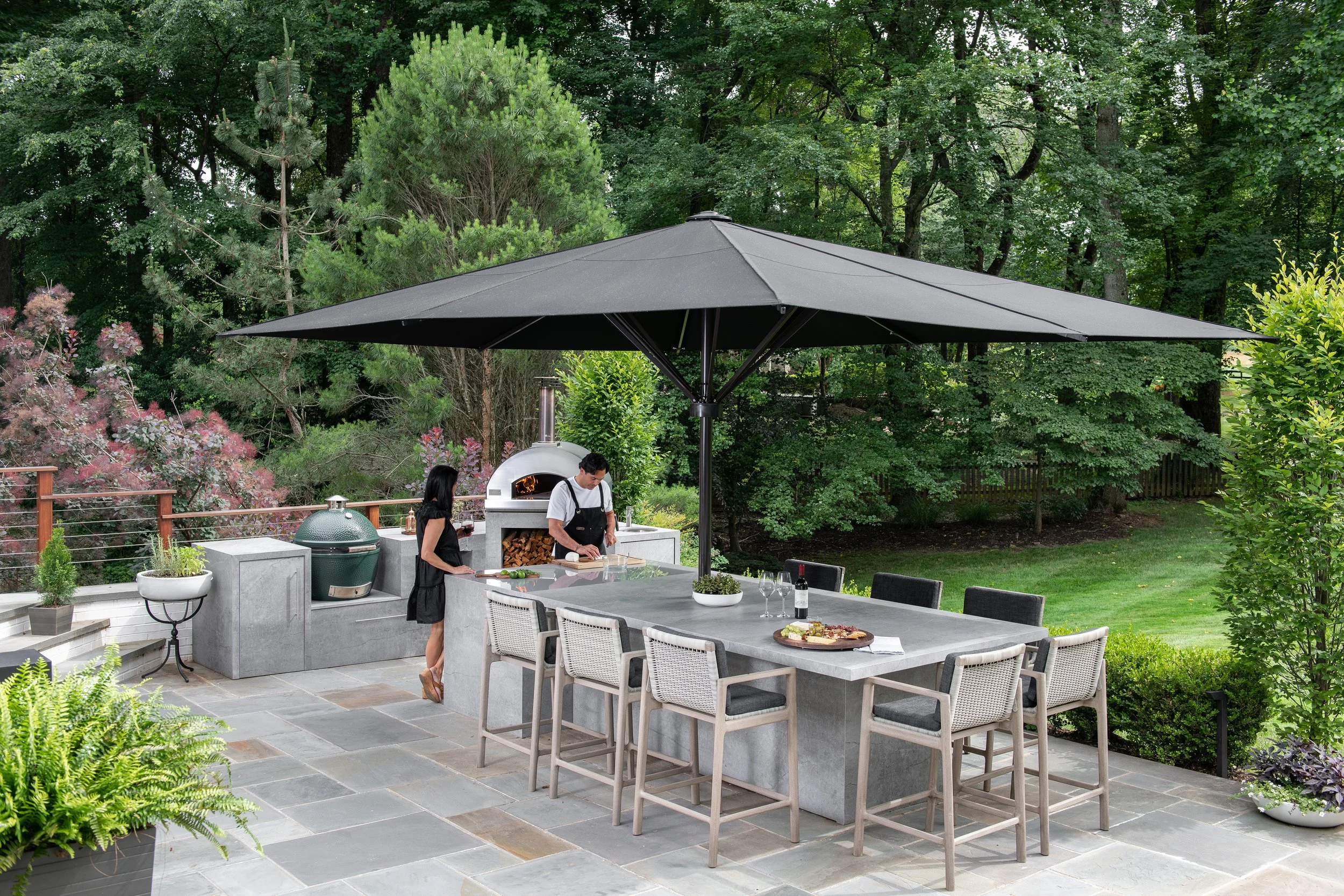 OutdoorKitchen2b.jpg