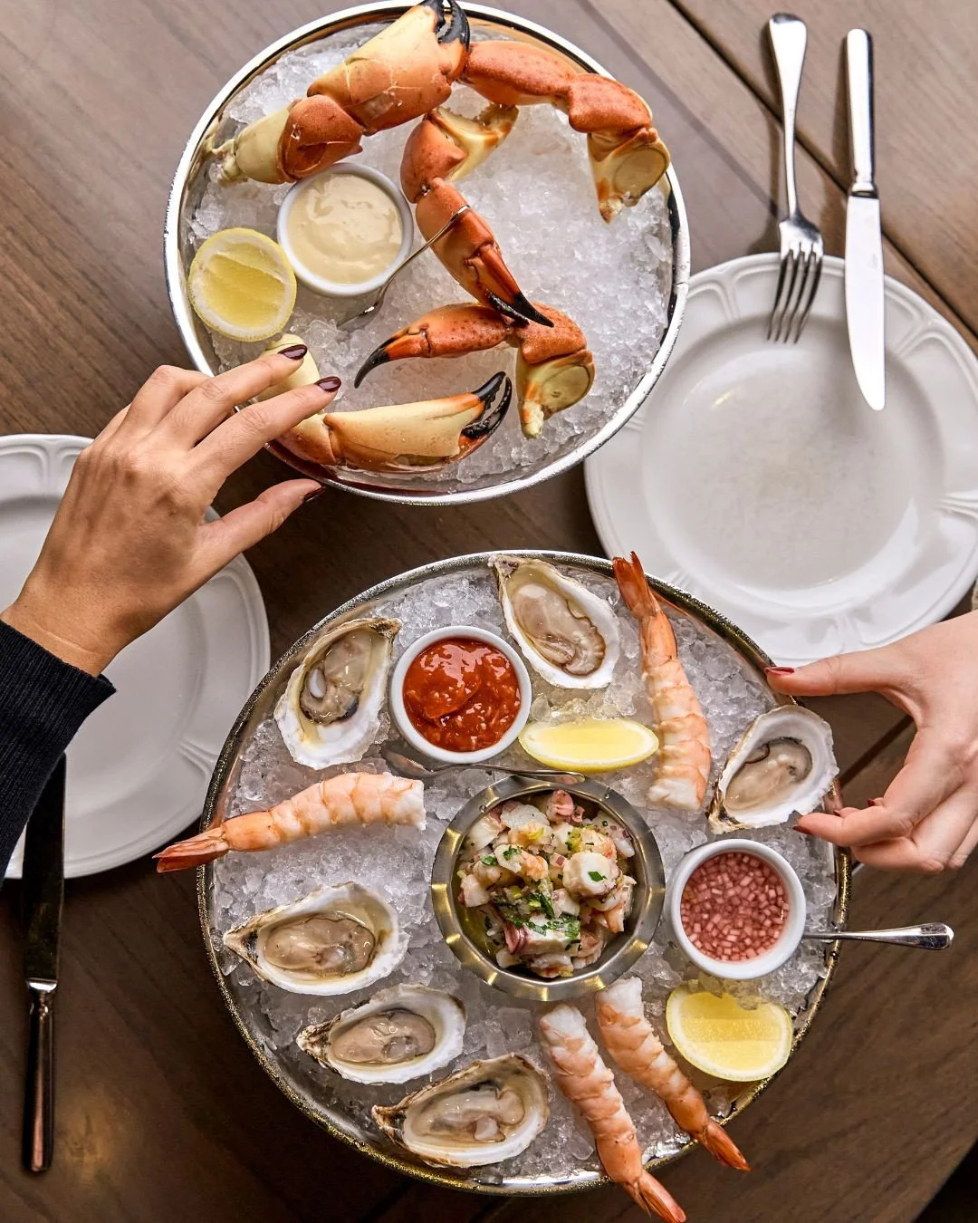 This is your sign to book that brunch reservation you and your friends have been going on about in the group chat. We recommend the Seafood Tower, with Florida stone crab, pink shrimp, oysters, and Insalata di Mare. 🦀⁠
⁠