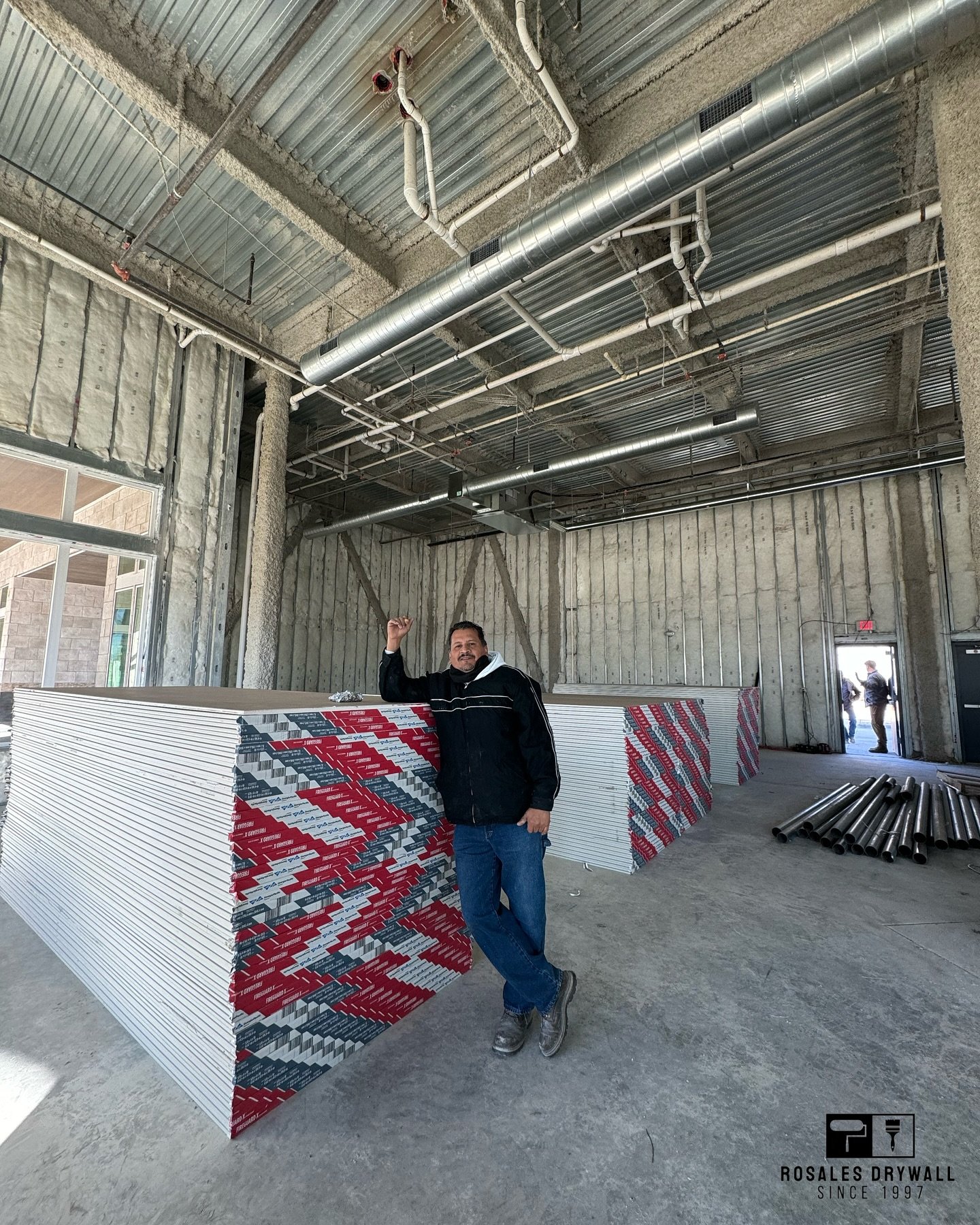 📍Little Elm, Texas 
Commercial 
-Framing 
-Drywall
-Painting