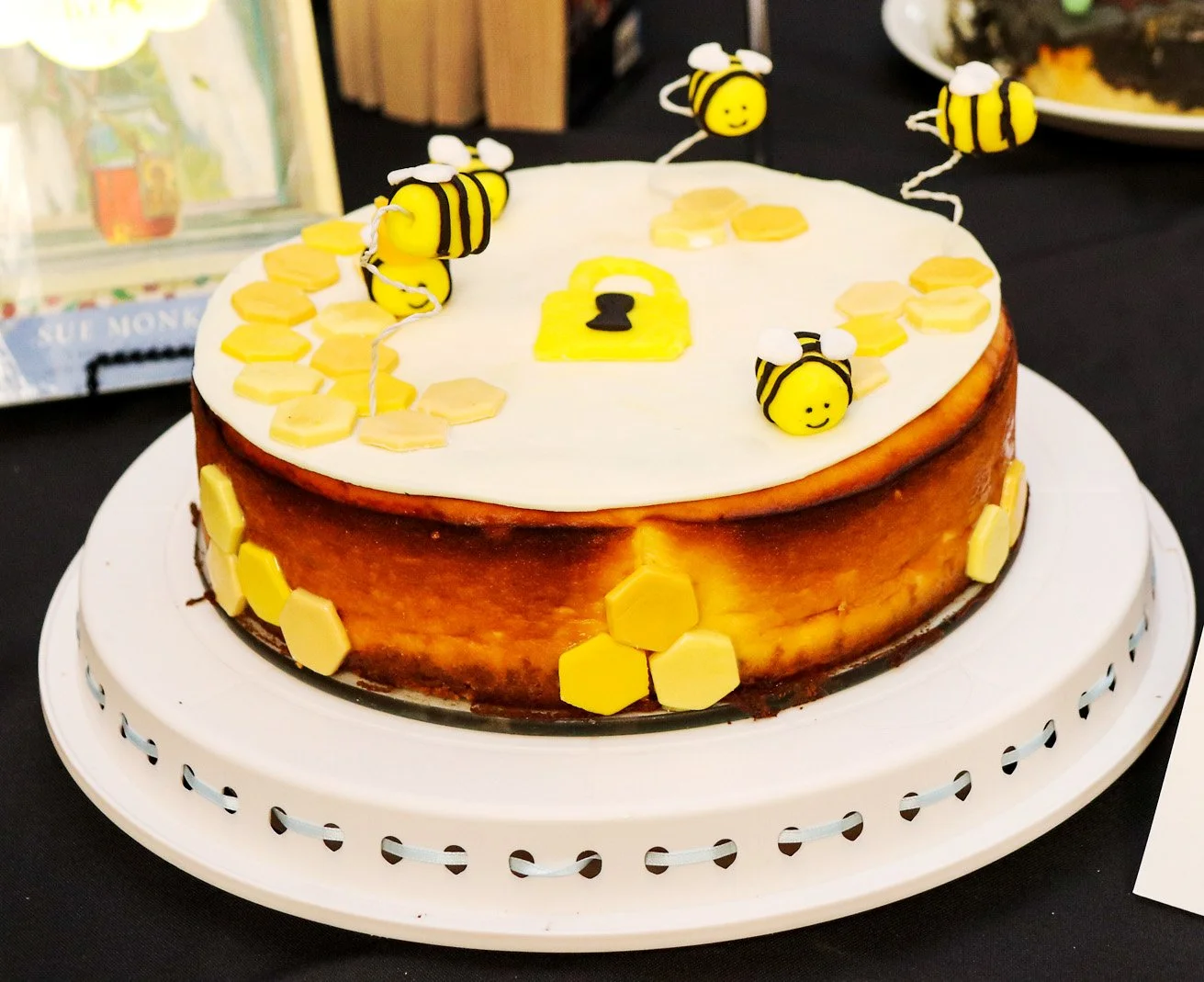 Edible Cake.jpg