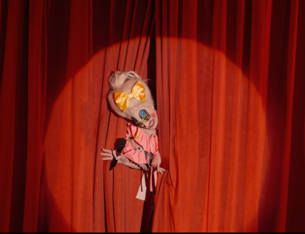  When the Dog Bites  
Director: Sara Jinks