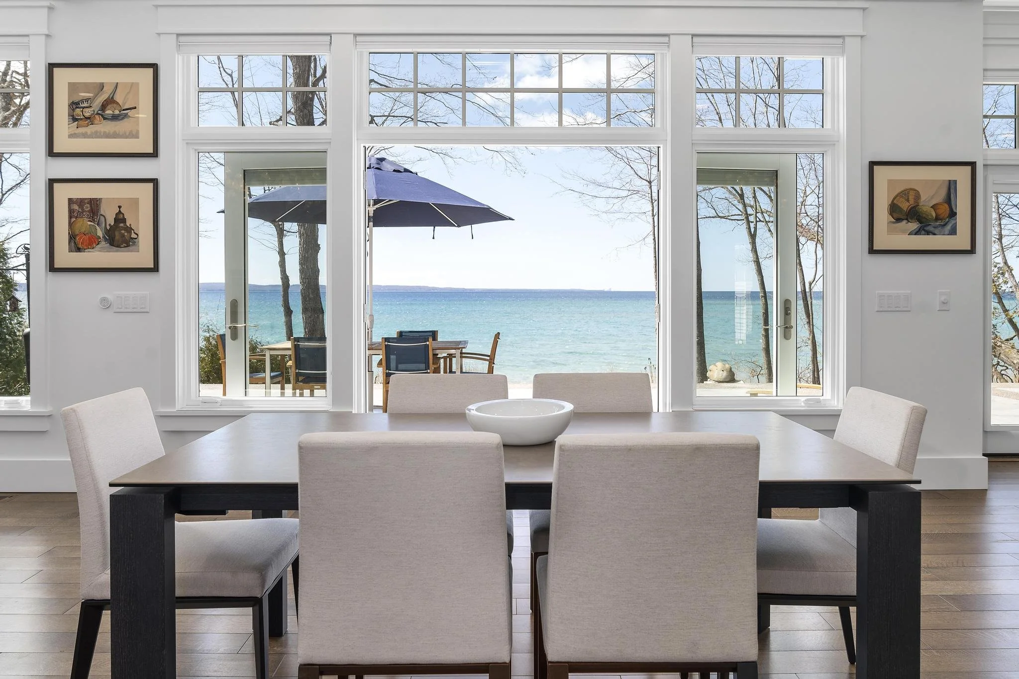 Craftmark Construction dining room view to Lake Michigan