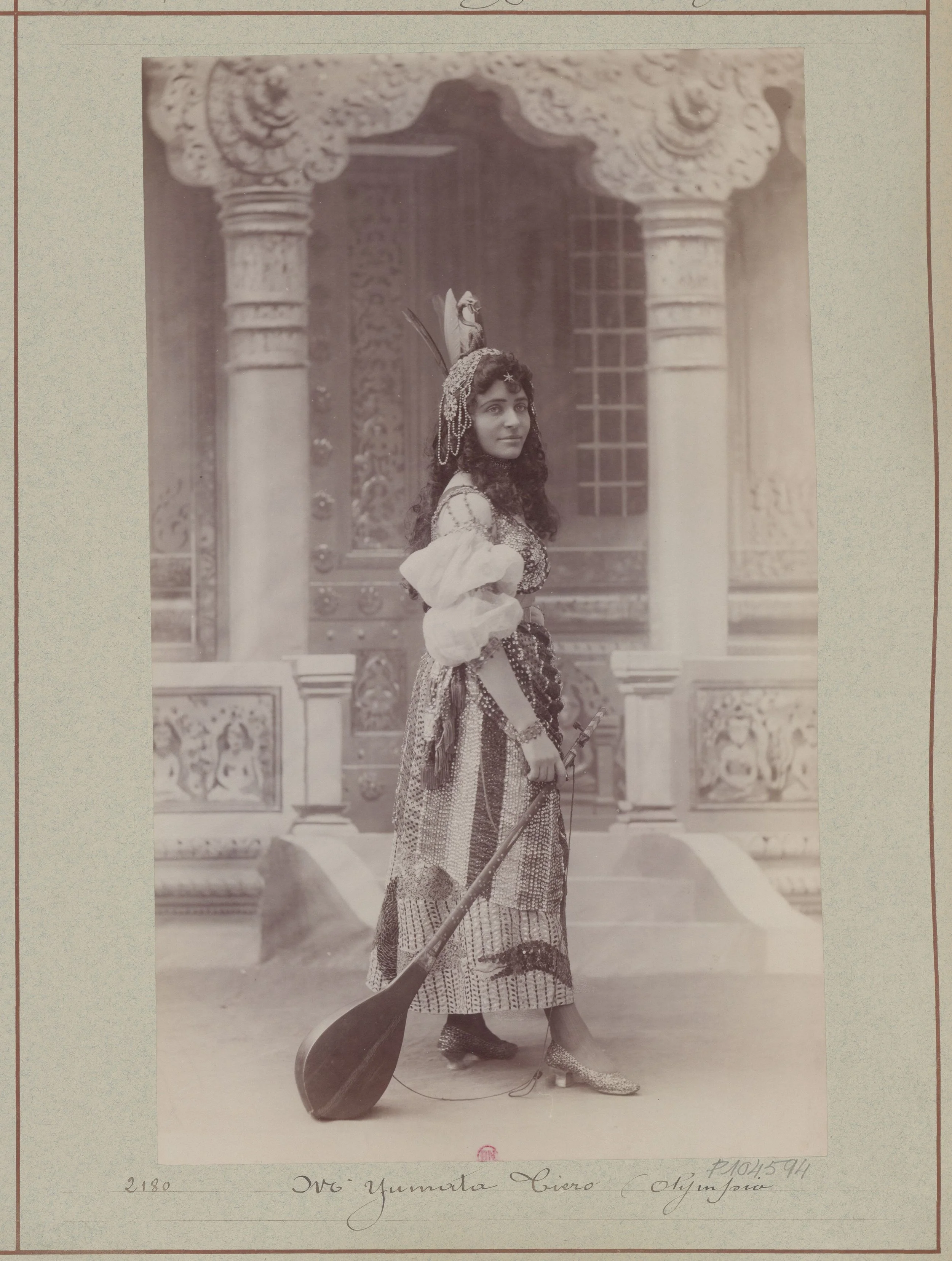 Yumata Tiero, stage costume, Olympia, Paris, 1897.  Bibliothèque Nationale de France. https://gallica.bnf.fr/ark:/12148/btv1b53260933m. Public domain.