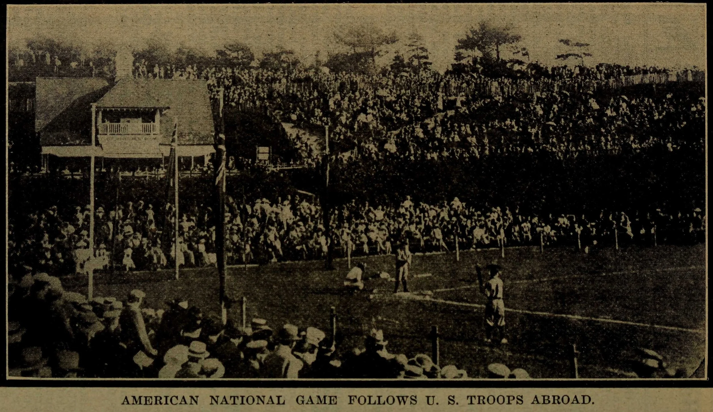 London Americans, 1917 vintage, Bournemouth, Meyrick Park golf links, October 1917. The Reach official American League base ball guide 1918-1919. Image created by the Smithsonian. Public domain.