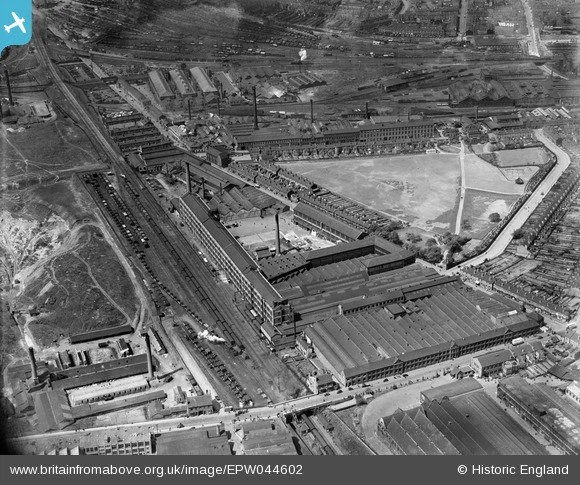 Durex Abrasives plant, Birmingham, England, 1934. Britain from Above: https://www.britainfromabove.org.uk/en/image/EPW044602, accessed 27 July 2025.
