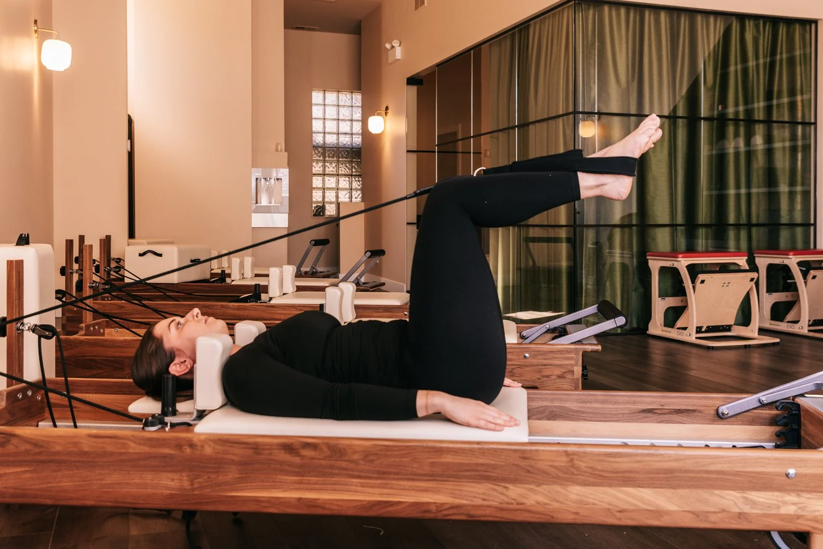Mat Pilates vs Reformer Pilates: Which Should You Start With?