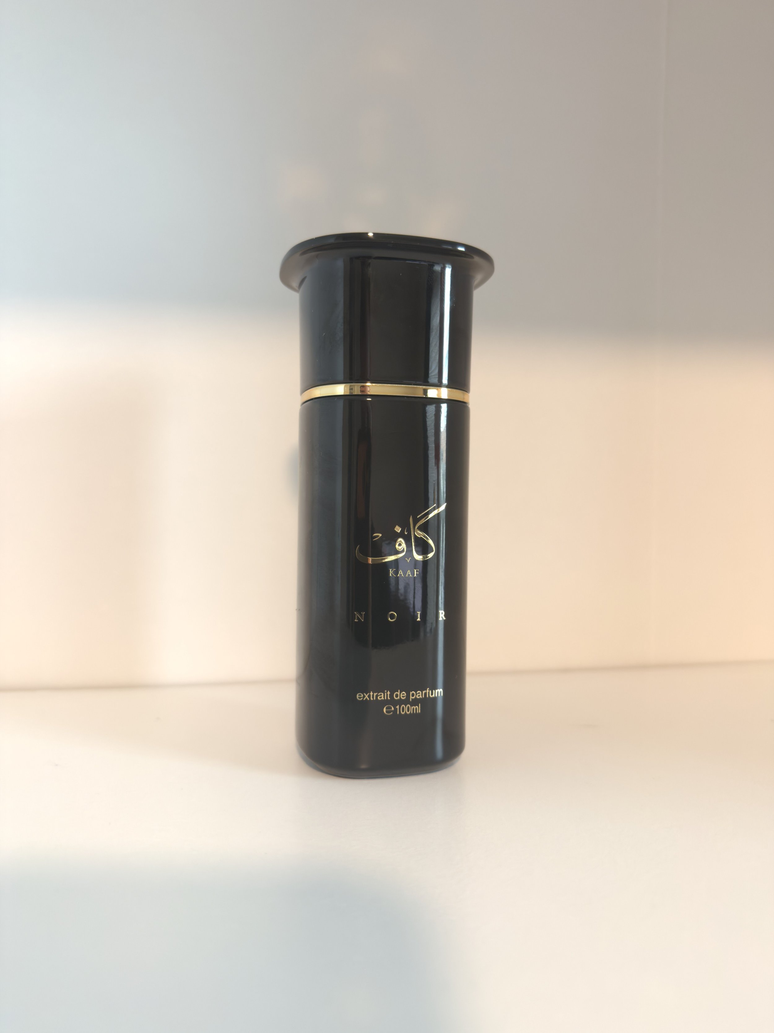 Ahmed Al Maghribi Kaaf Noir (Extrait De Parfum) (Hybrid of D&G K EDP/Creed Aventus Absolu)