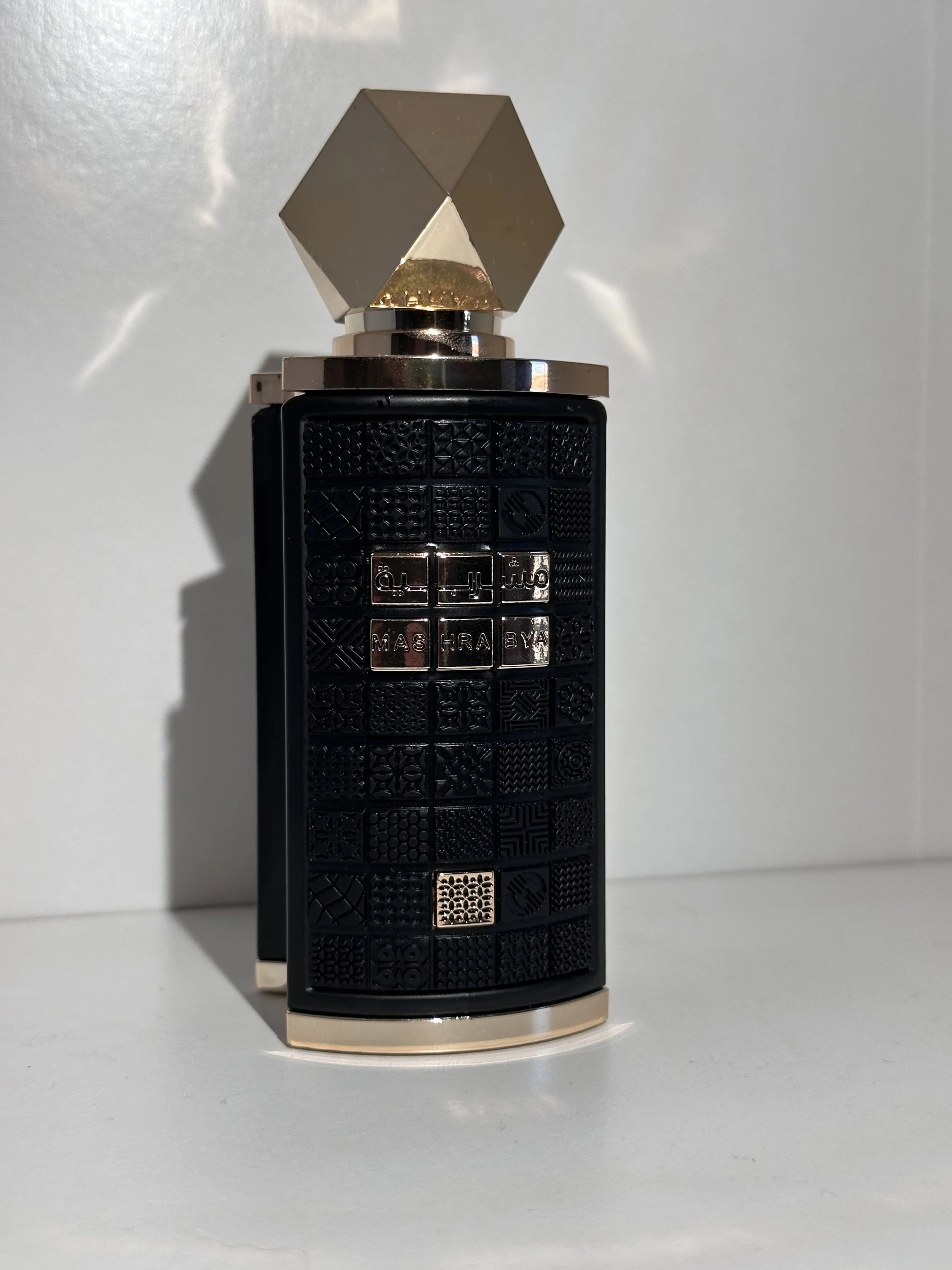 Lattafa Mashrabya (Edp) (Dupe of Kilian's Smoking Hot)