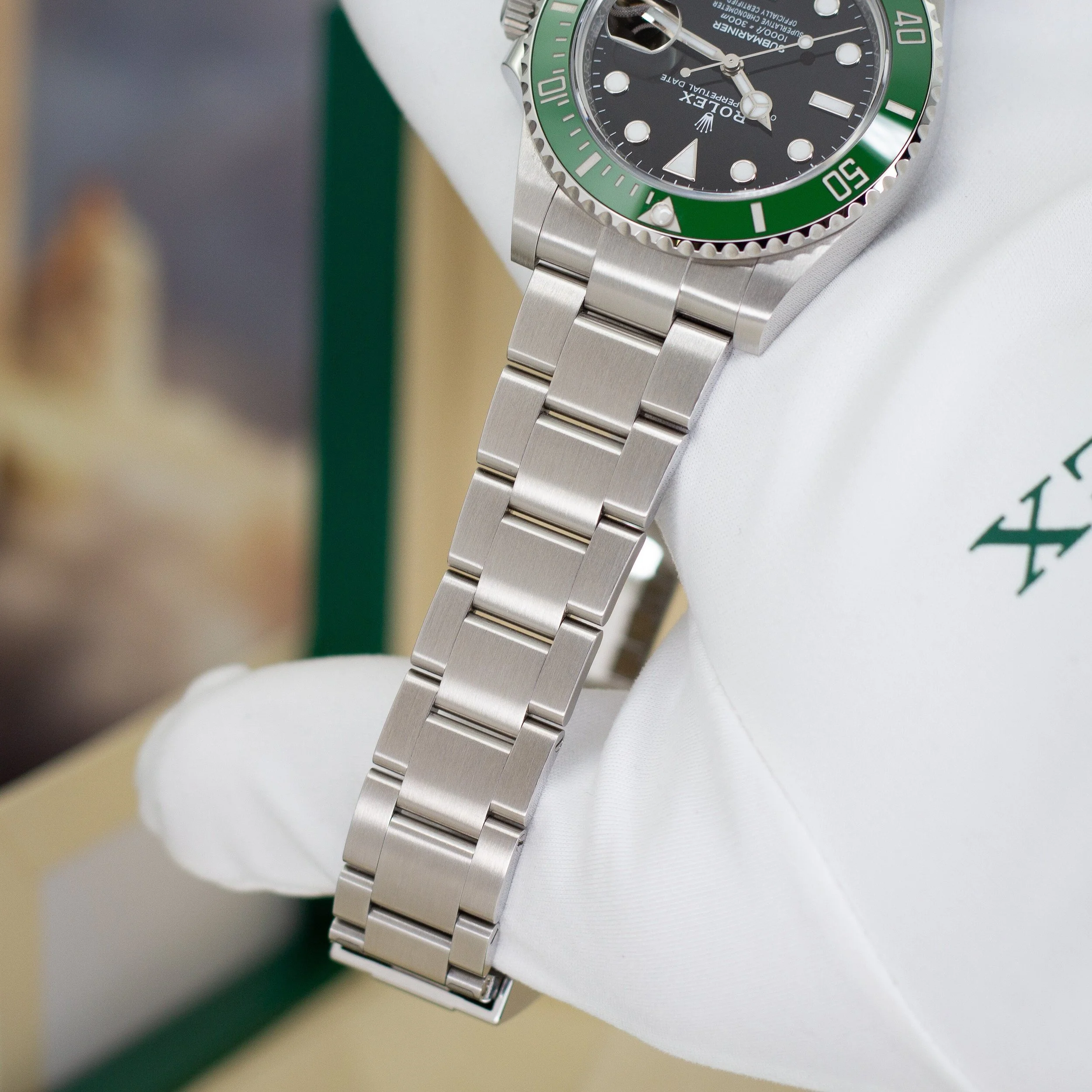 rolex-submariner-date-126610lv-starbucks-12-323c77586dddea3b46daf851d950db8e.jpg
