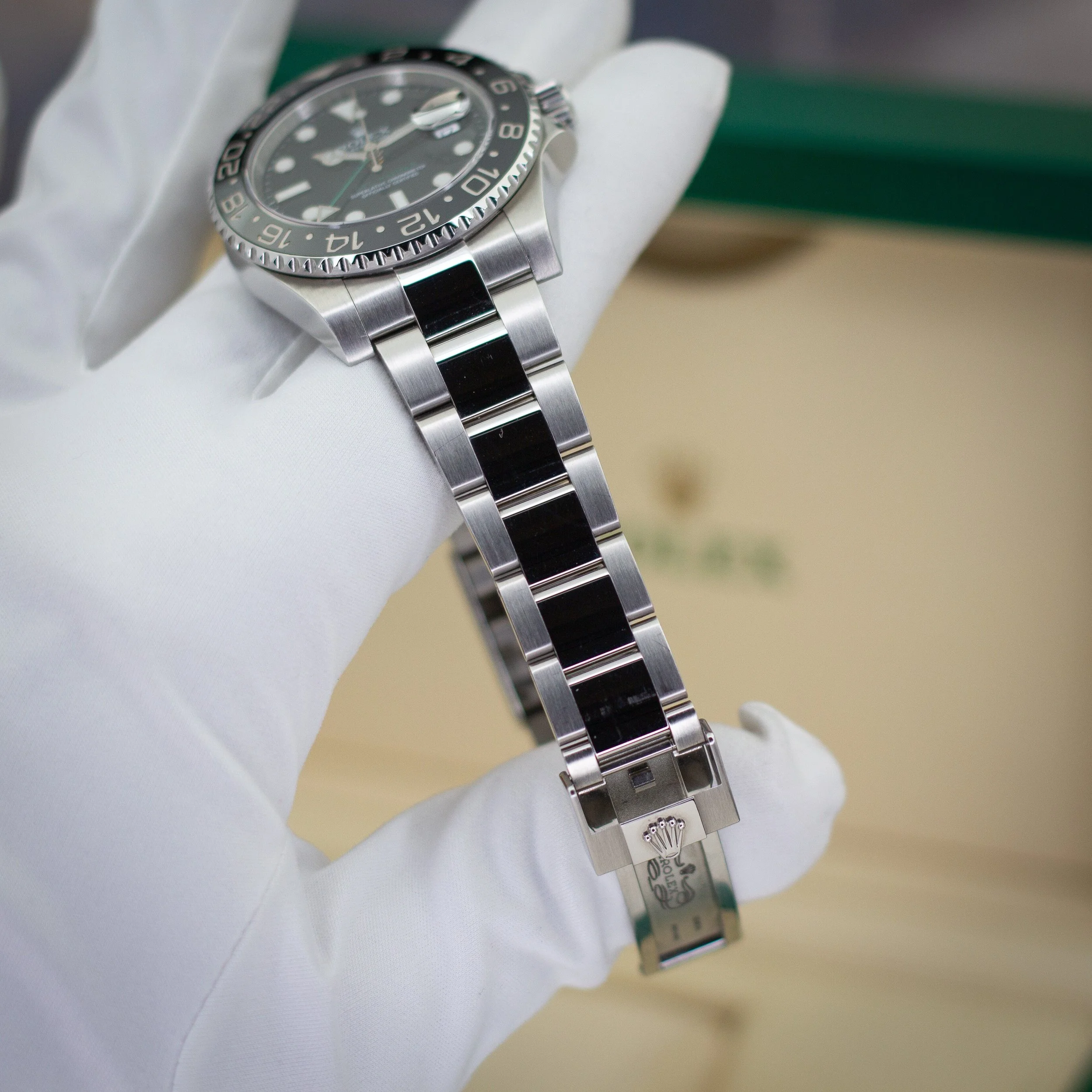 rolex-gmt-master-ii-116710ln-21-cb72e072722986e3cf096ae8c82b02ea.jpg