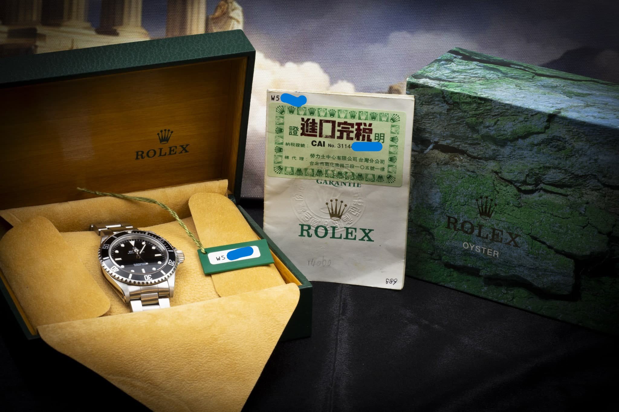 rolex-submariner-no-date-14060-05-min-min.jpg