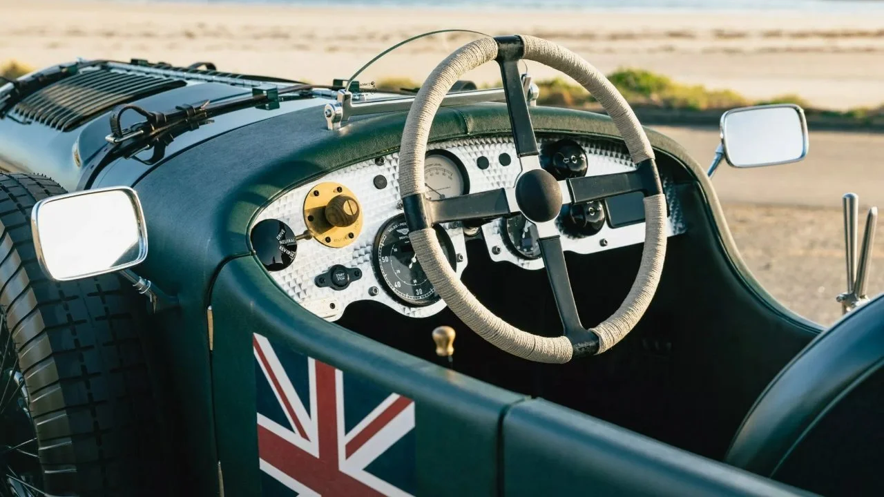 Bentley Blower Jnr, Una réplica eléctrica.