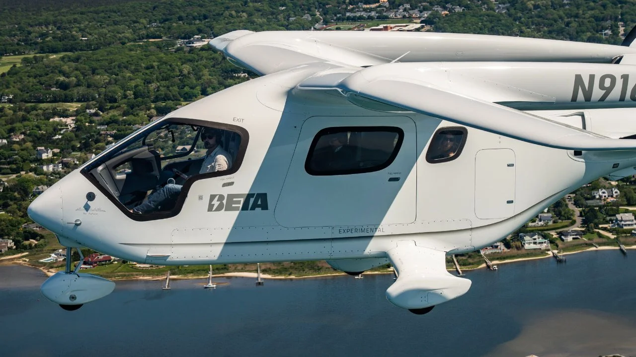 ¿Alas Eléctricas Sobre la Gran Manzana? Mi Fe en las Tostadoras Voladoras Recibe un Silencioso Impulso