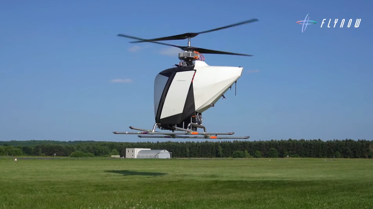 El Huevo Eléctrico ha aterrizado... bueno, se ha mantenido en el aire. Sin ataduras.