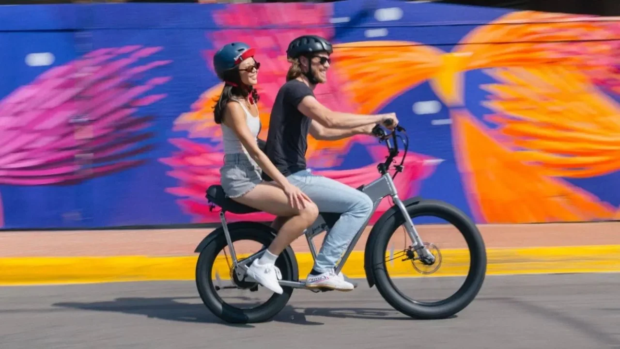 La Bici Eléctrica Definitiva para Ti y Tu Acompañante