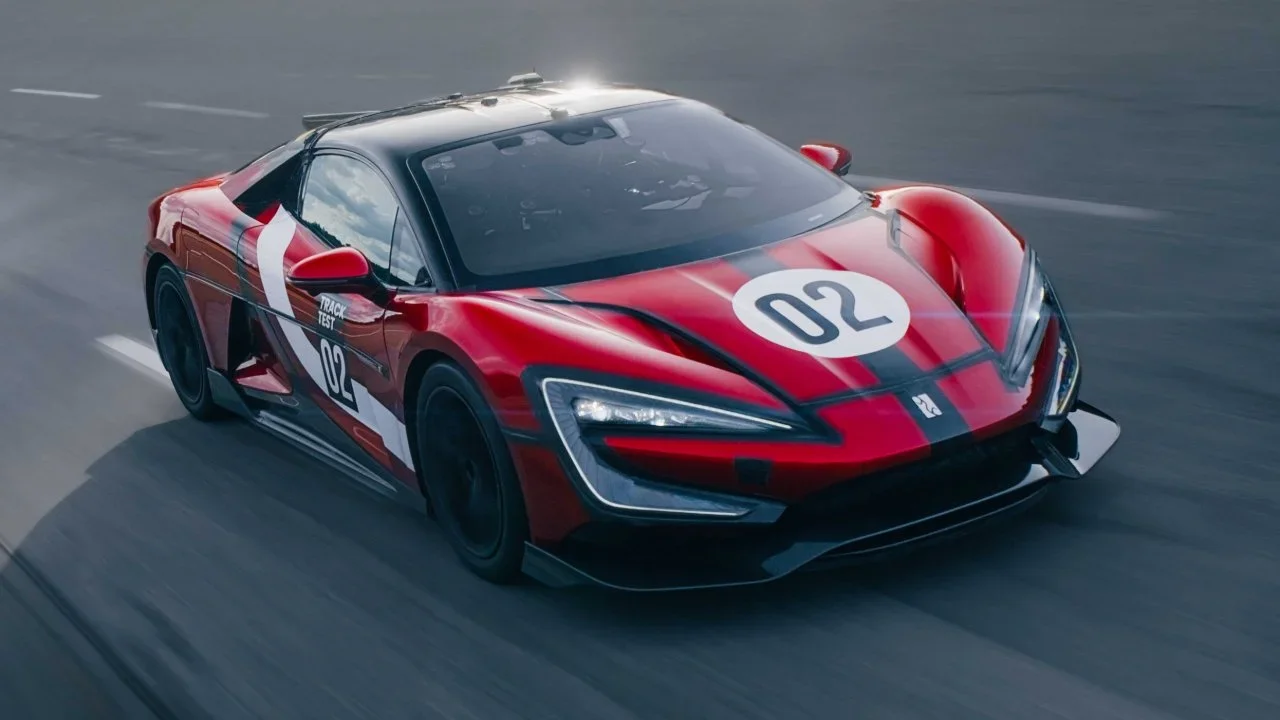 China acaba de romper el récord de velocidad. Y la física…