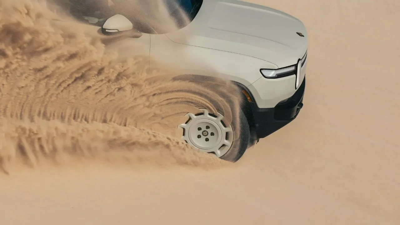 Rivian R1 Dune Edition