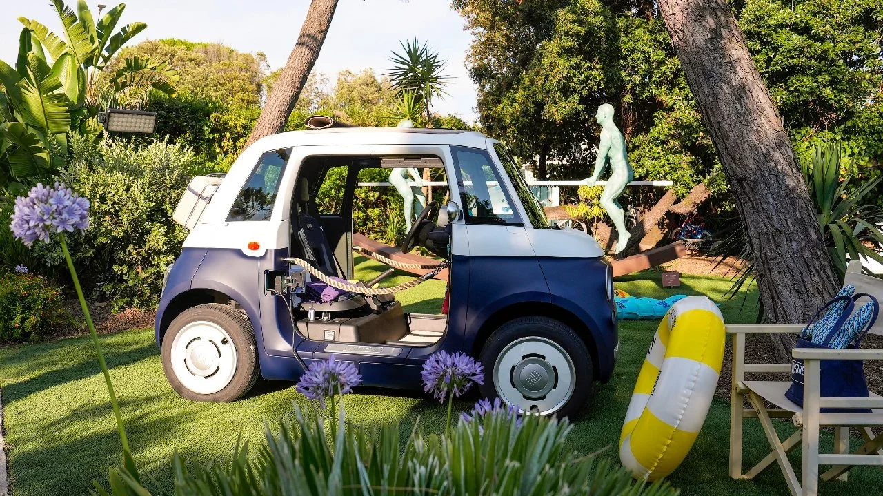Fiat Topolino Vilebrequin: El adorable auto de playa eléctrico.