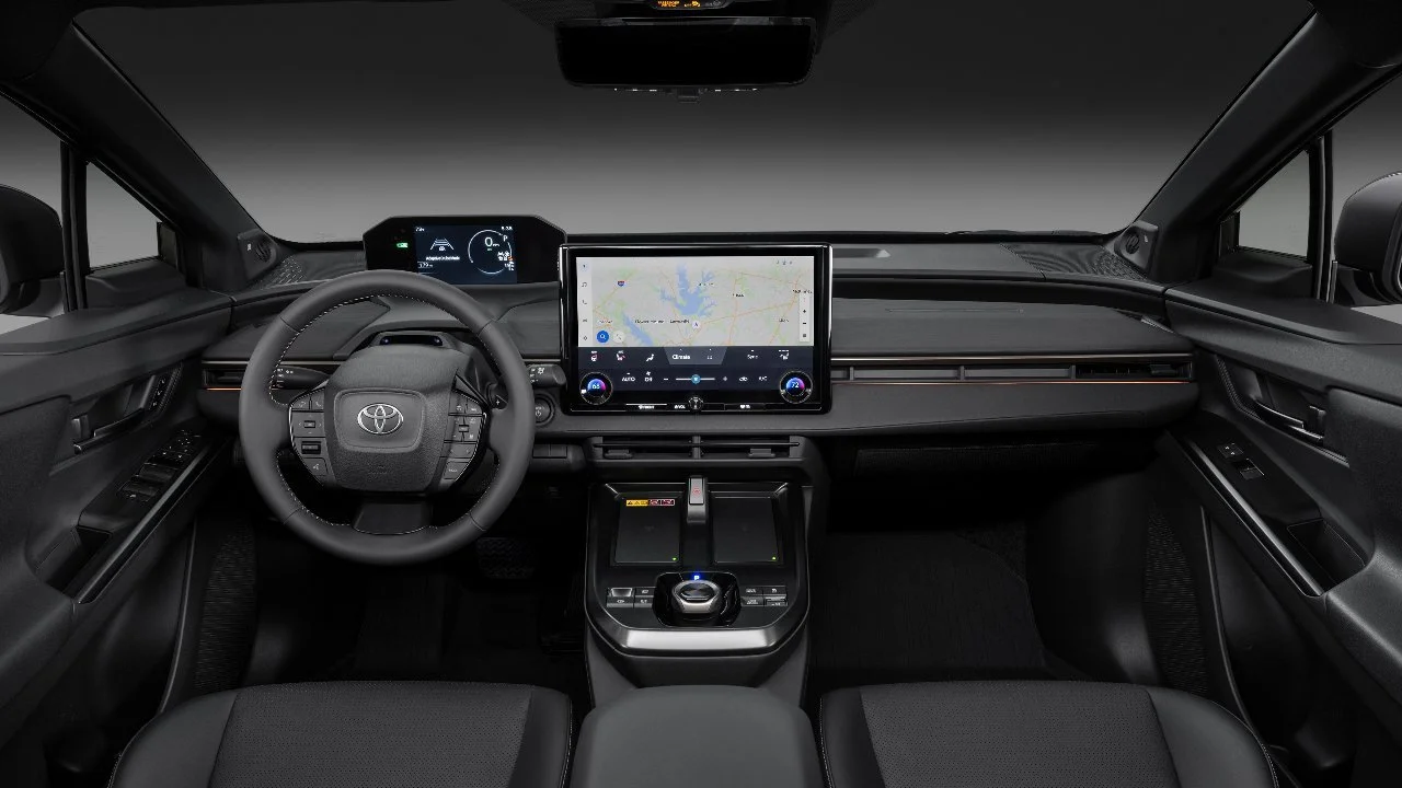 Interior de 2026 Toyota bZ Woodland