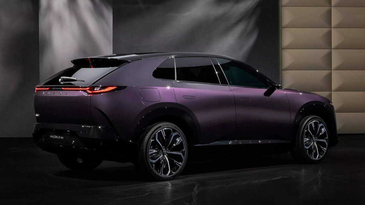 capitanelectro.com | Mazda CX-6e 2026 Revelado: Diseño Impresionante, Autonomía y Especificaciones Decepcionantes.