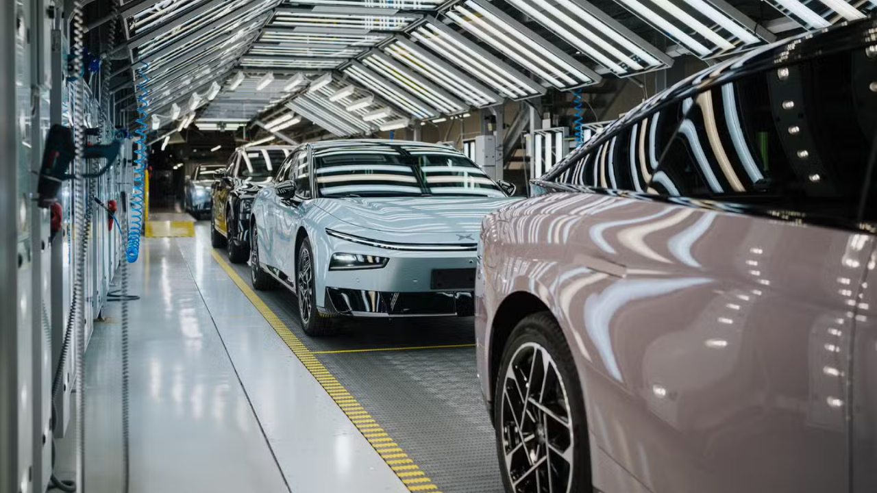 capitanelectro.com | XPeng lanza en Europa el P7+ fabricado en Austria y el G7 EREV de 1,000 millas.