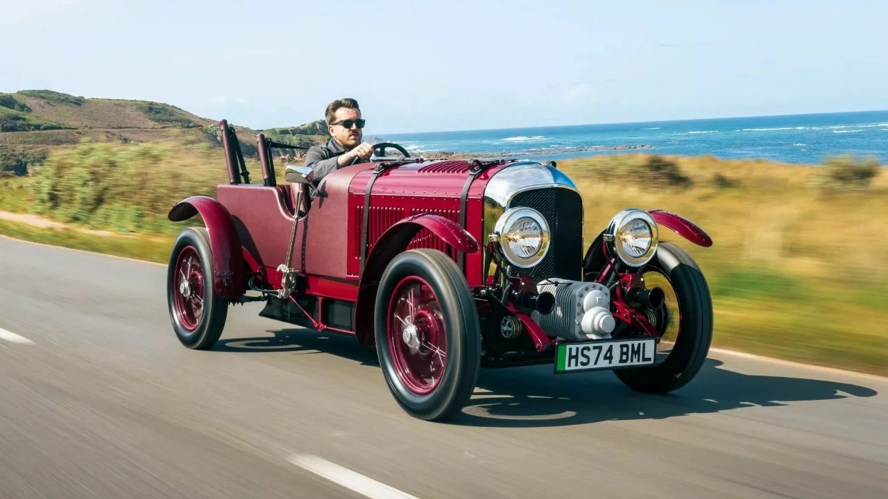 Bentley Blower Jnr, Una réplica eléctrica.