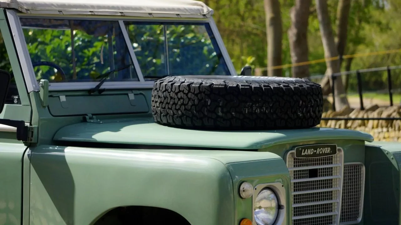 Inverted Land Rover Series I EV