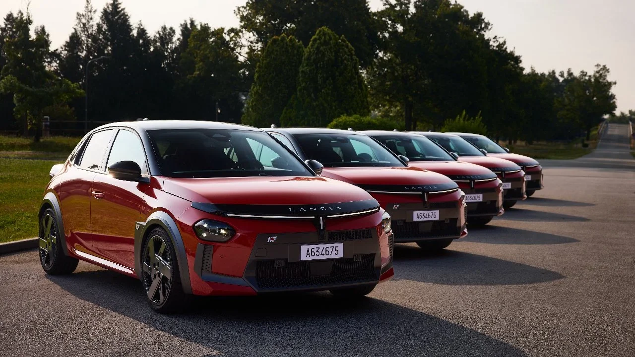 Lancia Ypsilon HF EV.