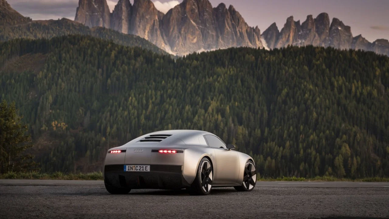 capitanelectro.com | Porsche cancela el 718 eléctrico: Por qué el nuevo TT de Audi está ahora condenado.