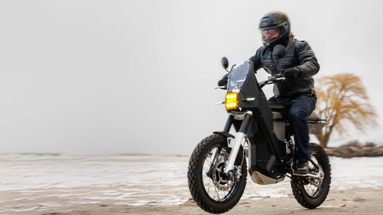 capitanelectro.com | Reseña de la Land Moto District ADV: La moto de cross eléctrica de 254 lb-pie.